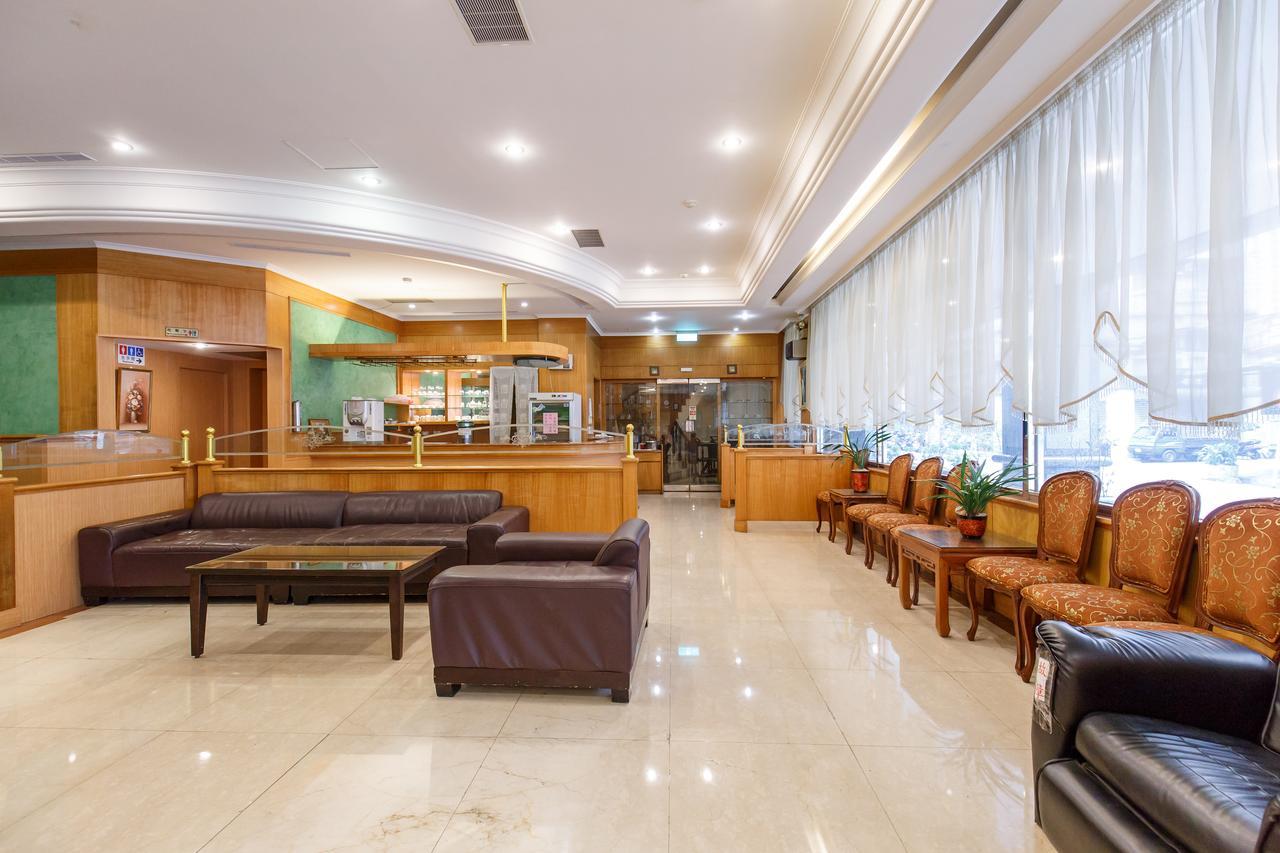 Champion Hotel Taipei Exterior foto